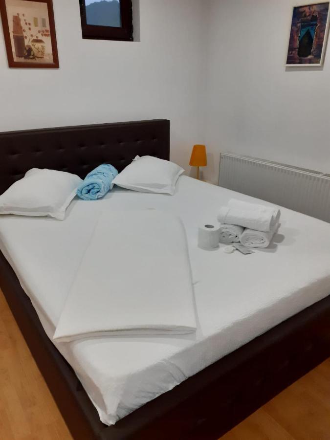Apartamento Apartament Relax Călimăneşti Exterior foto